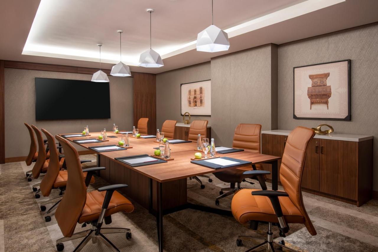 Swissotel Living Cidde Dış mekan fotoğraf Boardroom at The Westin