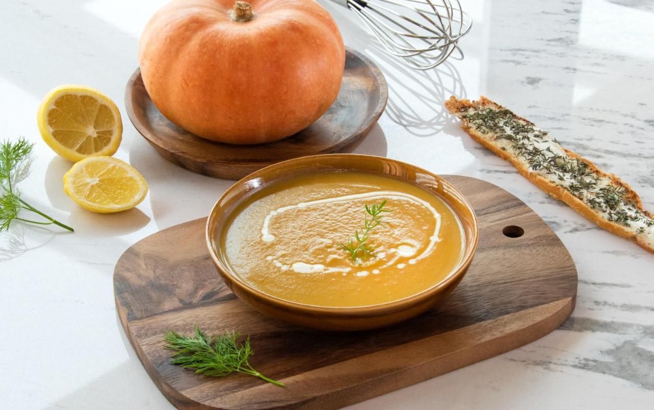 Swissotel Living Cidde Dış mekan fotoğraf Pumpkin soup